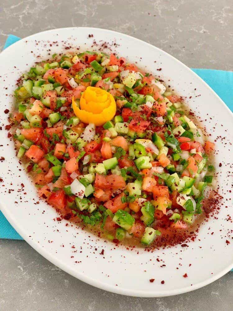 ÇOBAN SALATA