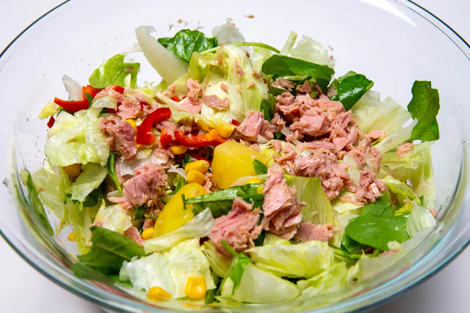 Ton balıklı salata 