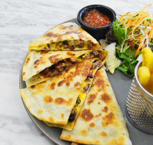BONFİLELİ QUESADILLA