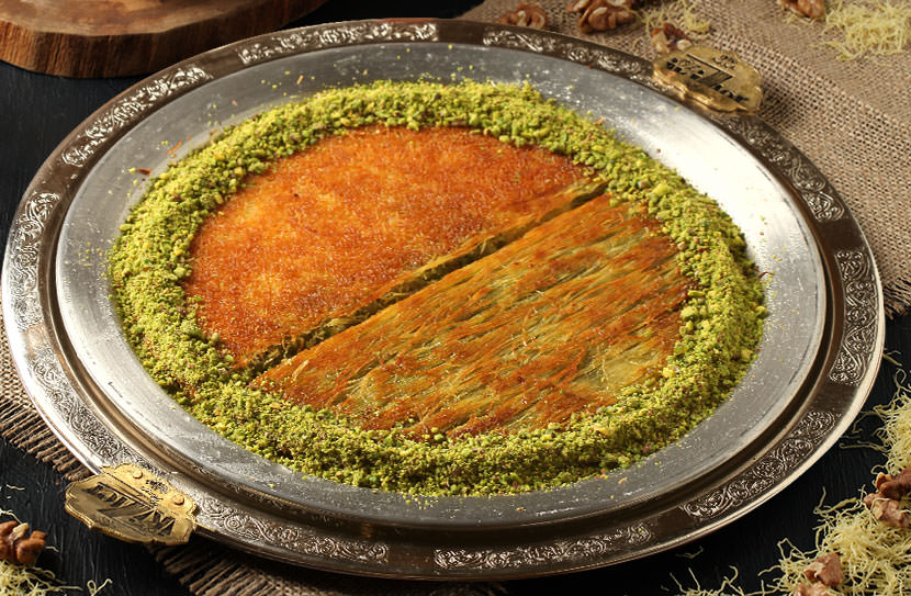 YARI HASIR YARI PEYNİRLİ KÜNEFE(2 KİŞİLİK)