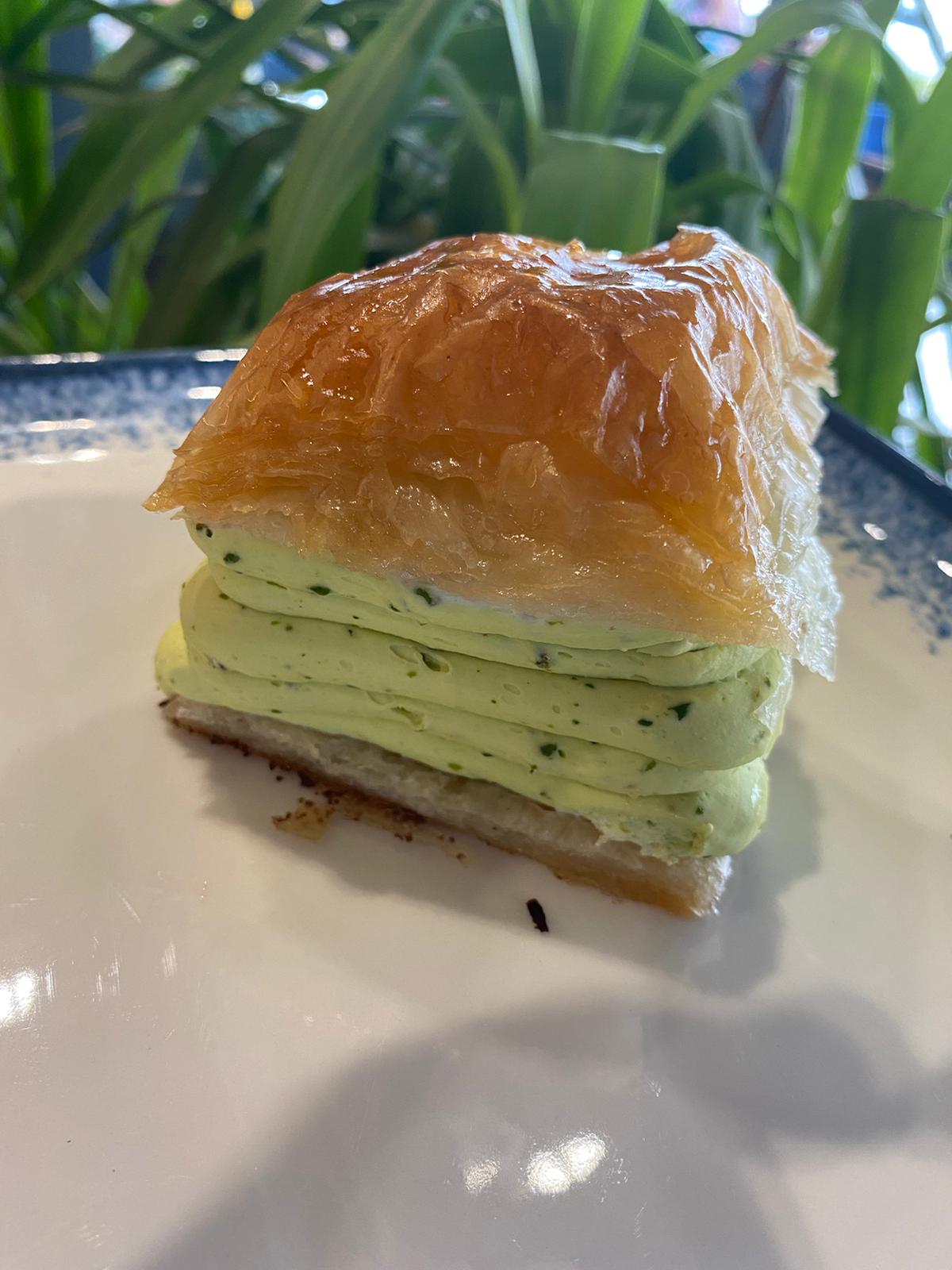 BAK-CAKE